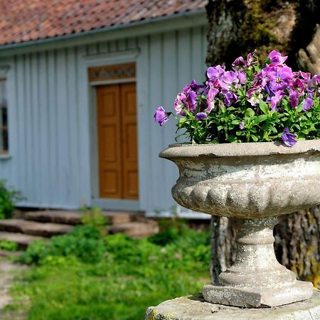 Naestegarden Bed & Breakfast Satuna Ngoại thất bức ảnh