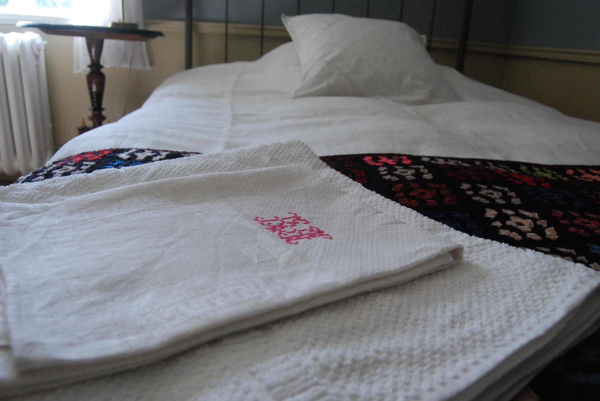 Naestegarden Bed & Breakfast Satuna Ngoại thất bức ảnh